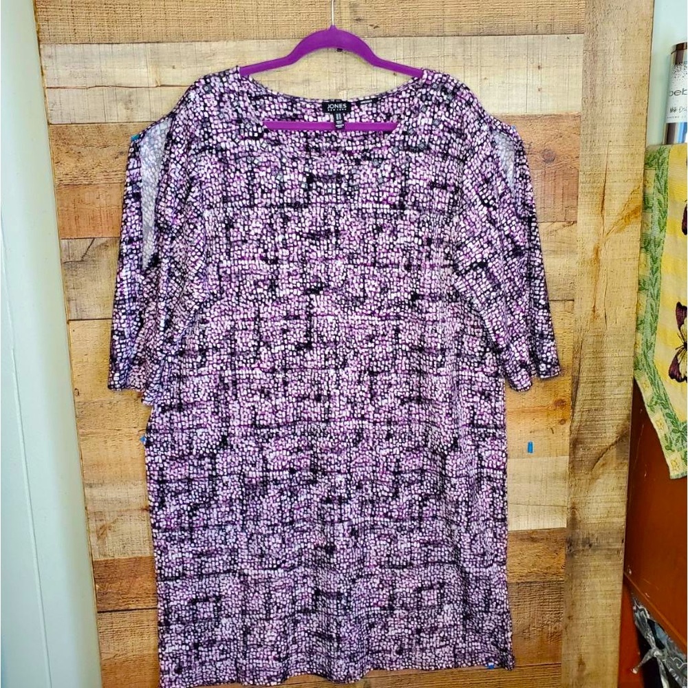 💜 JonesNY purple cold shoulder dress